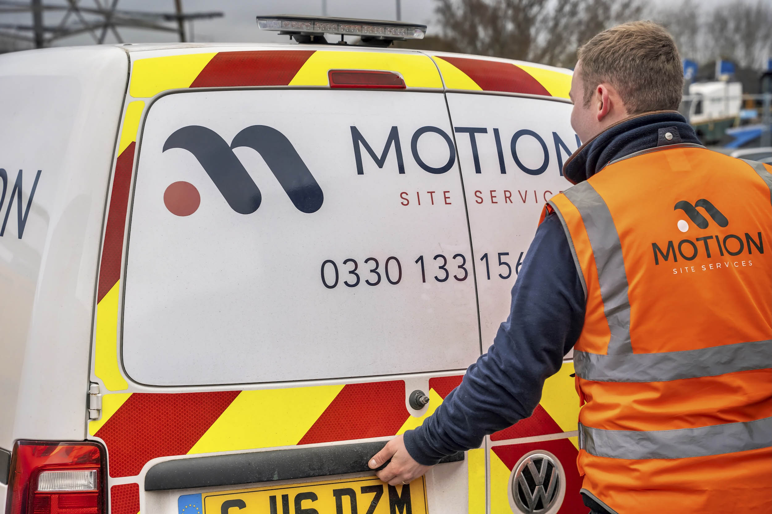 Our expertise covers site preparation, demolition, steel and concrete construction, container and modular solutions, and long-term maintenance. 